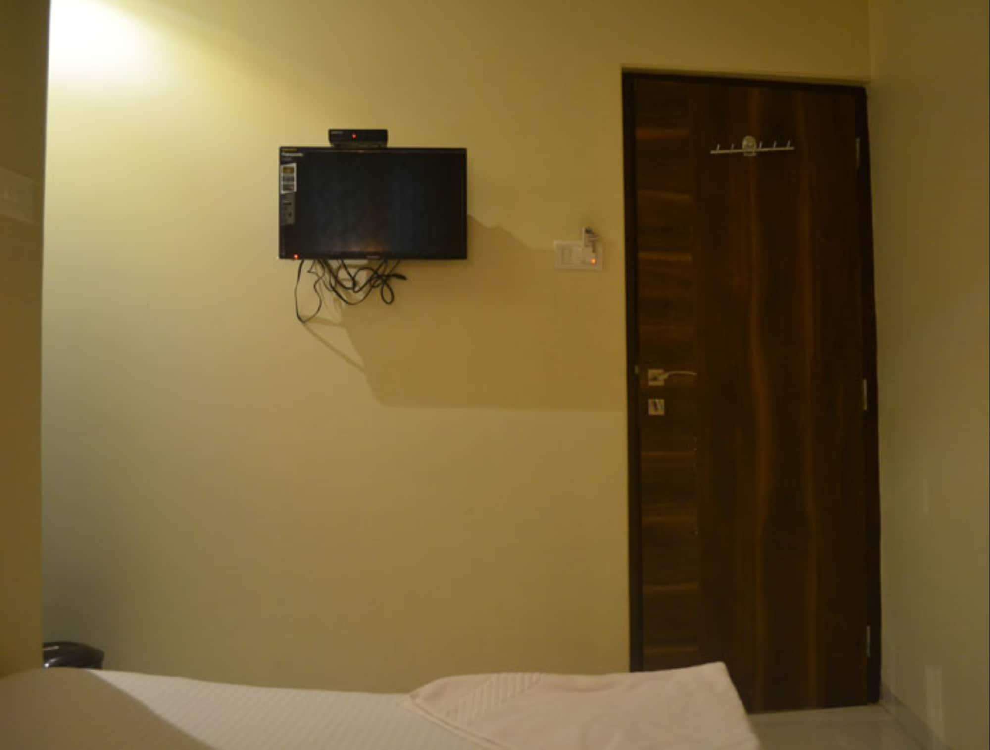 Airport Metro Hotel Βομβάη Εξωτερικό φωτογραφία