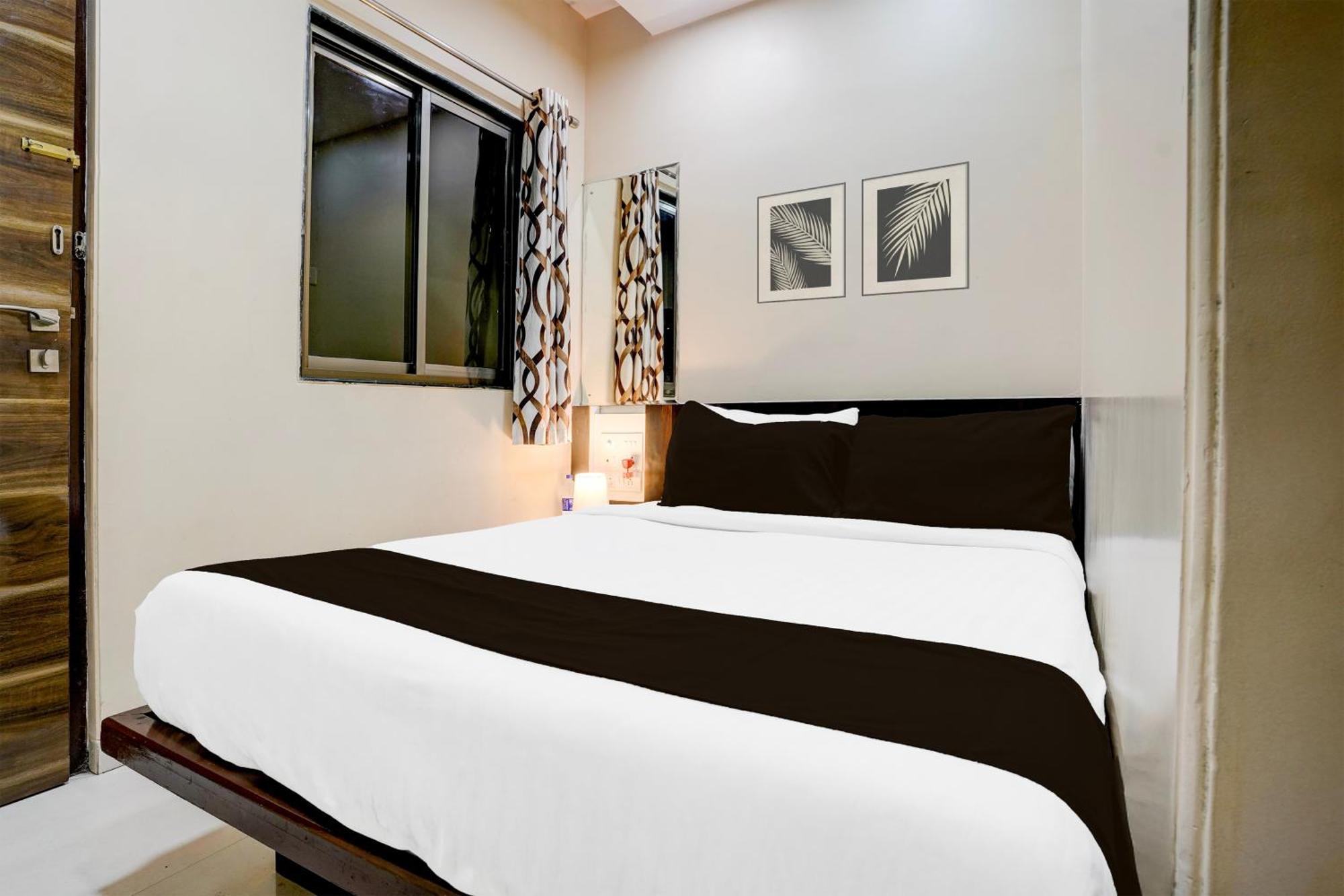 Airport Metro Hotel Βομβάη Εξωτερικό φωτογραφία